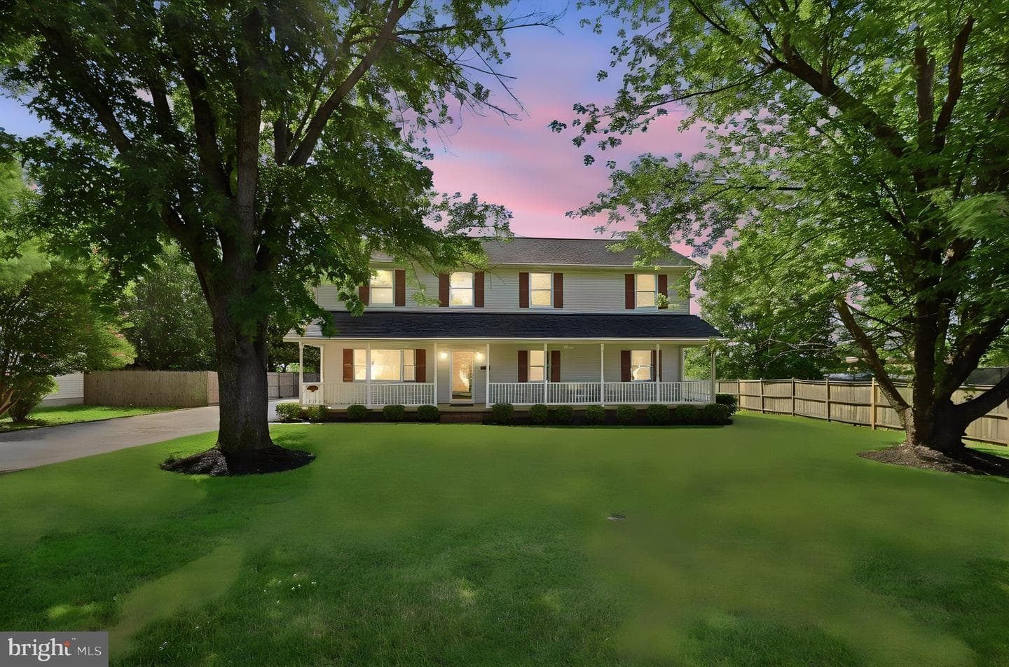 8905 Tudor Lane photo 3