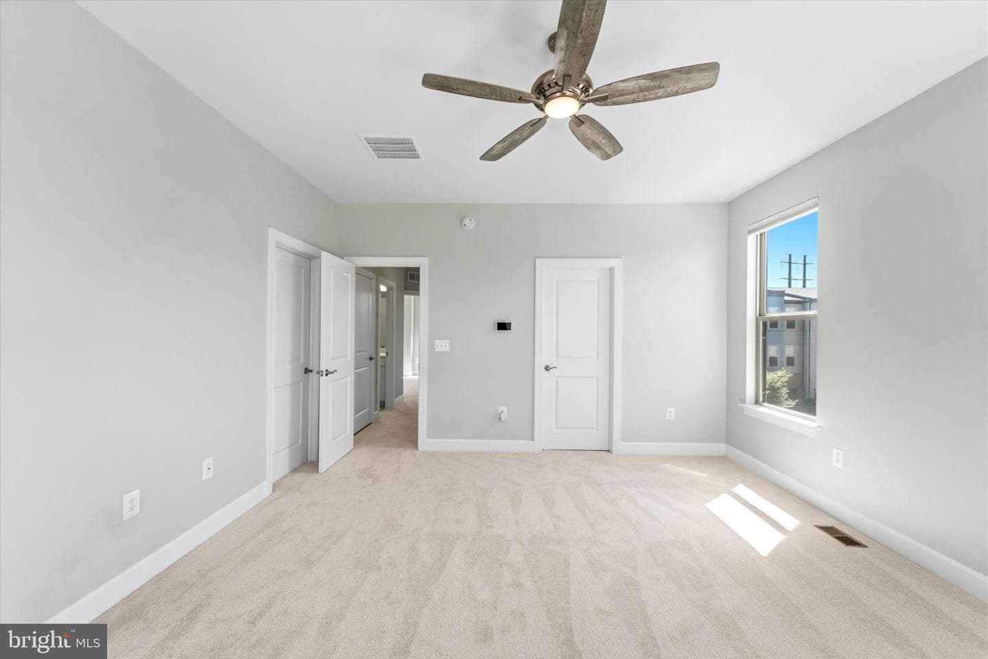 9828 Buchanan Loop photo 33