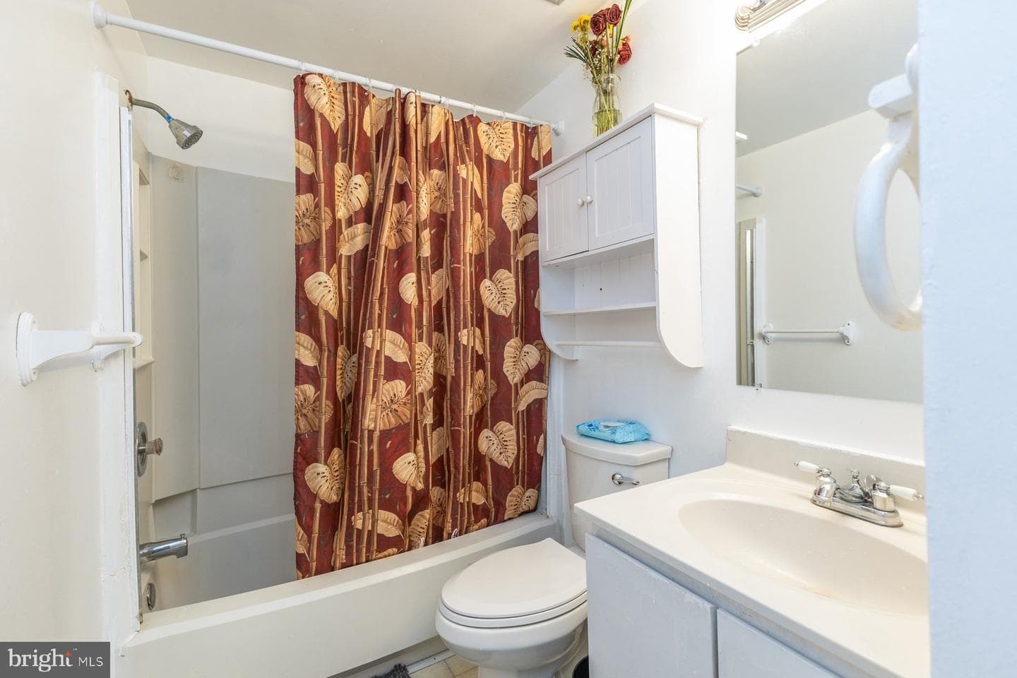 8449 Georgian Ct photo 10