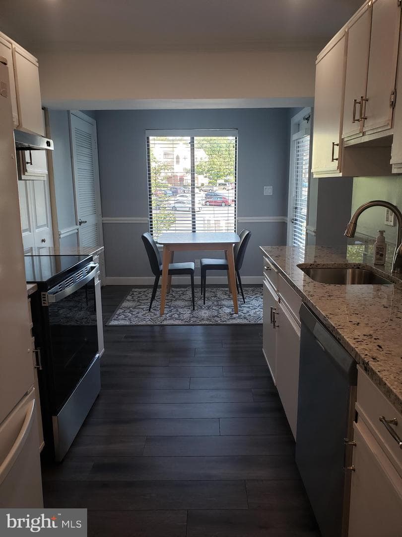 9552 Cannoneer Court #304 photo 6