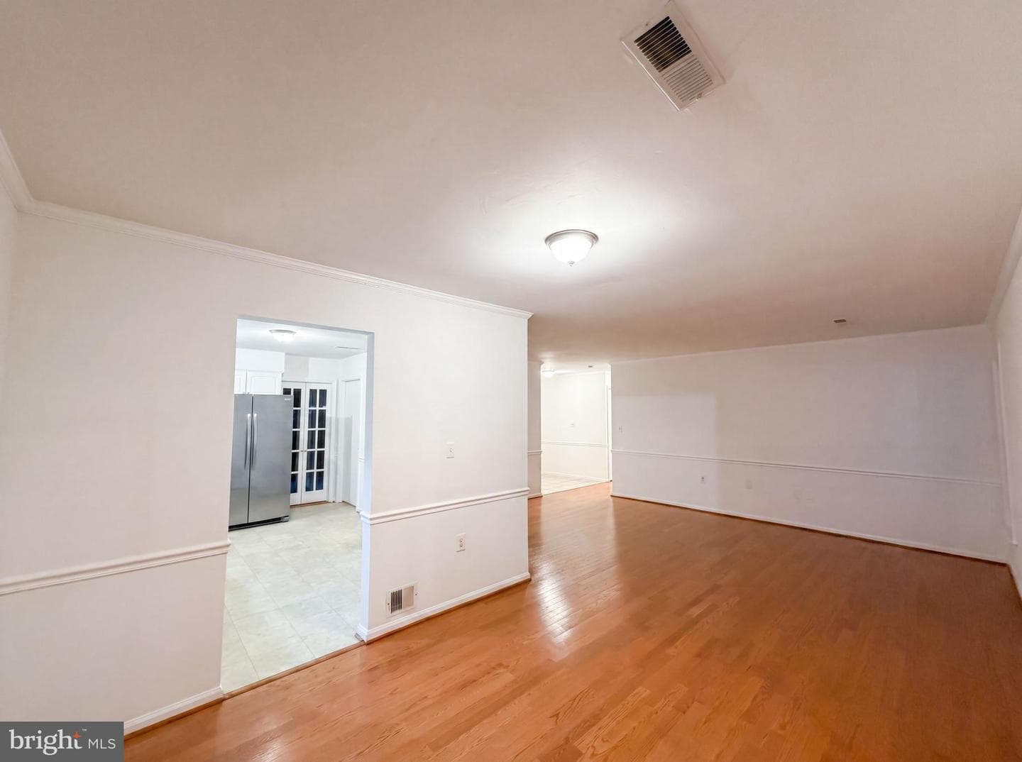 8947 Rosewood Street photo 13