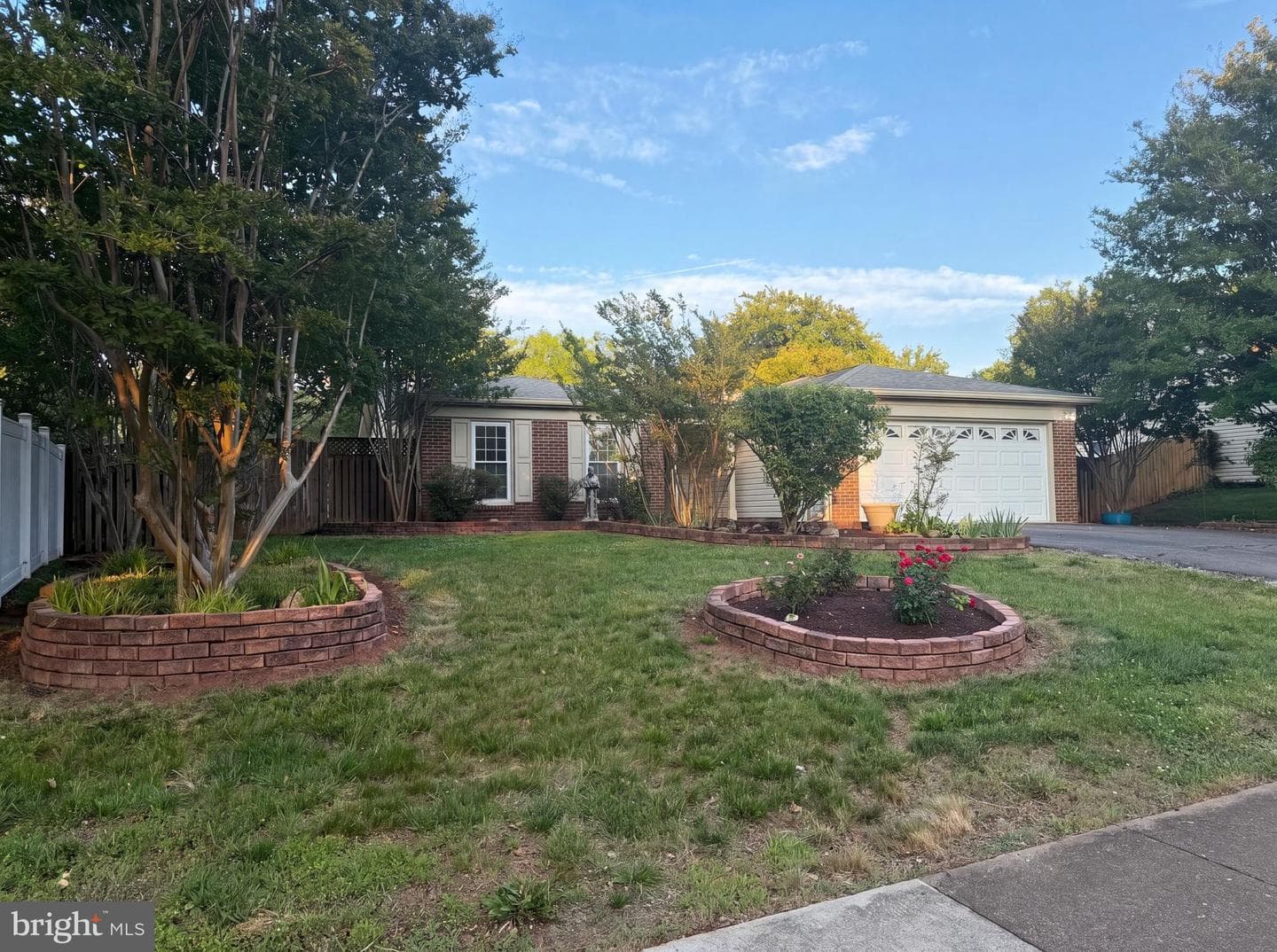 8947 Rosewood Street photo 32