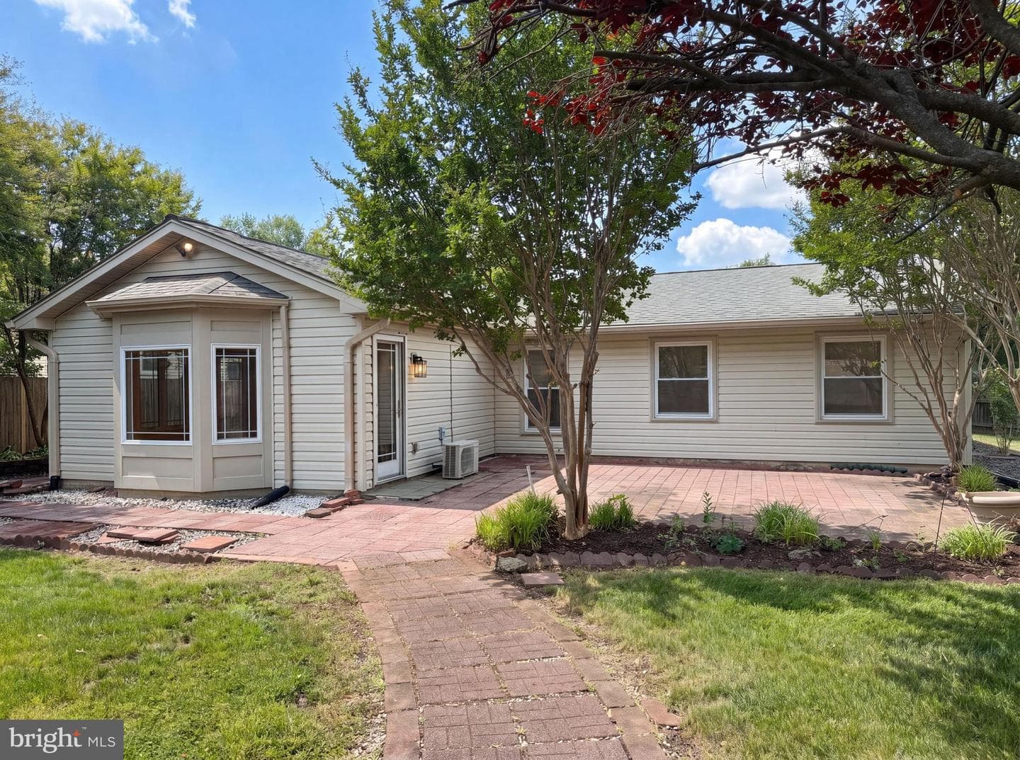 8947 Rosewood Street photo 37