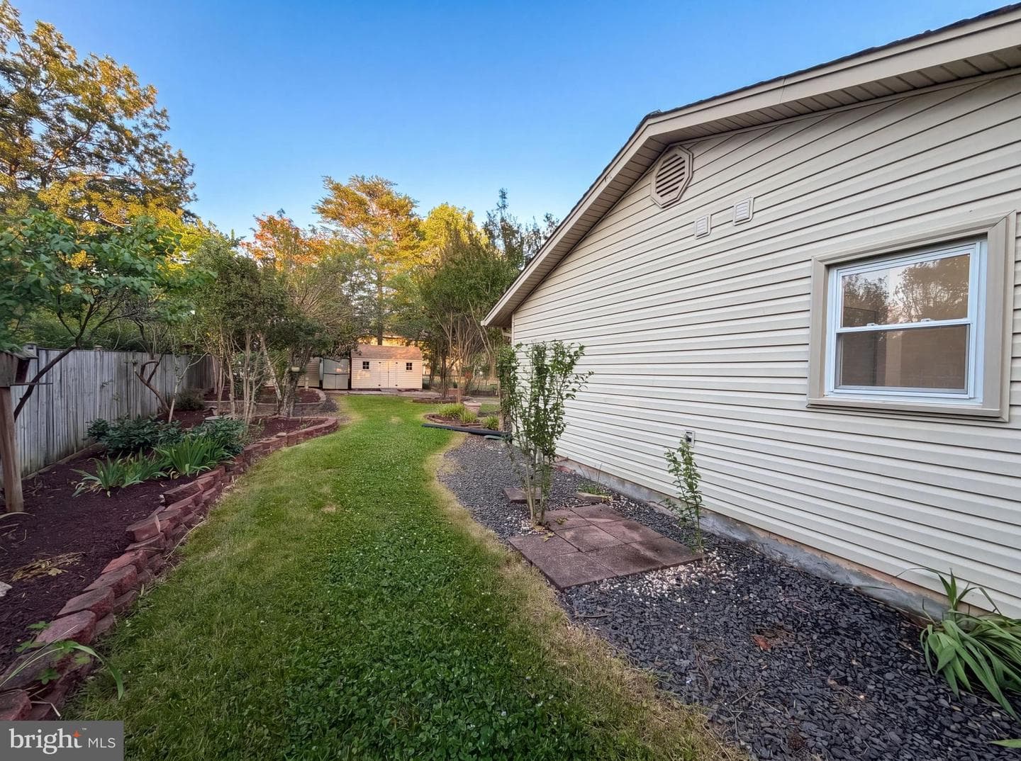 8947 Rosewood Street photo 44