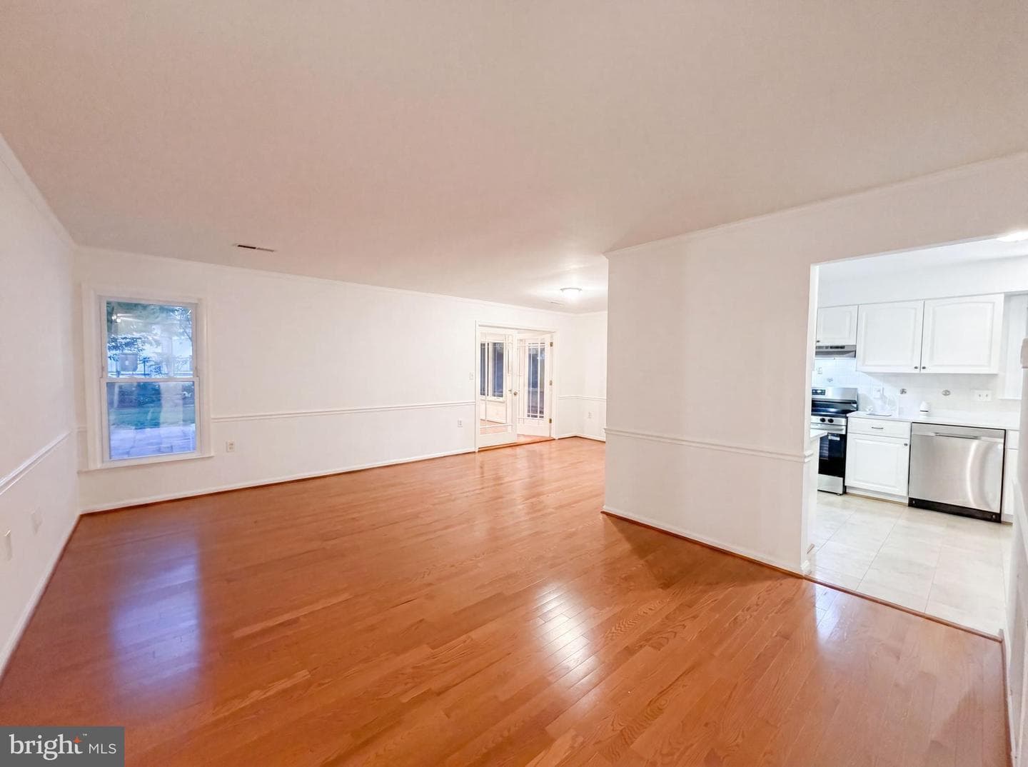 8947 Rosewood Street photo 8