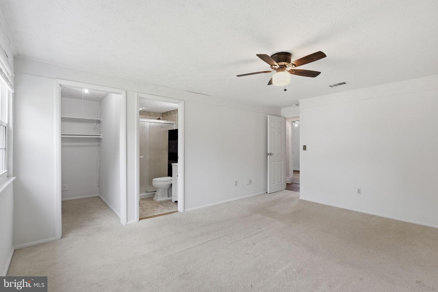 10221 Foxborough Court photo 24