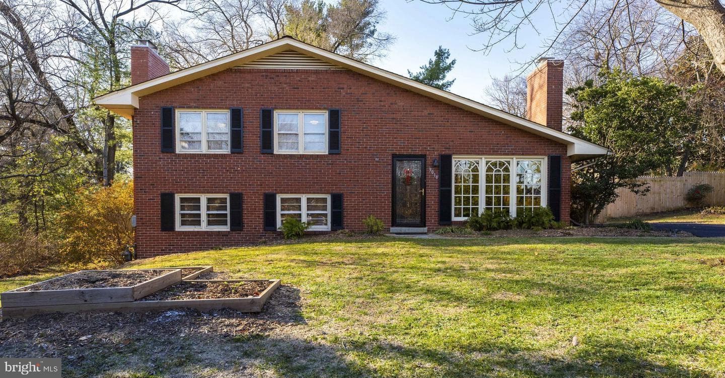 9016 Weir Street, Manassas
