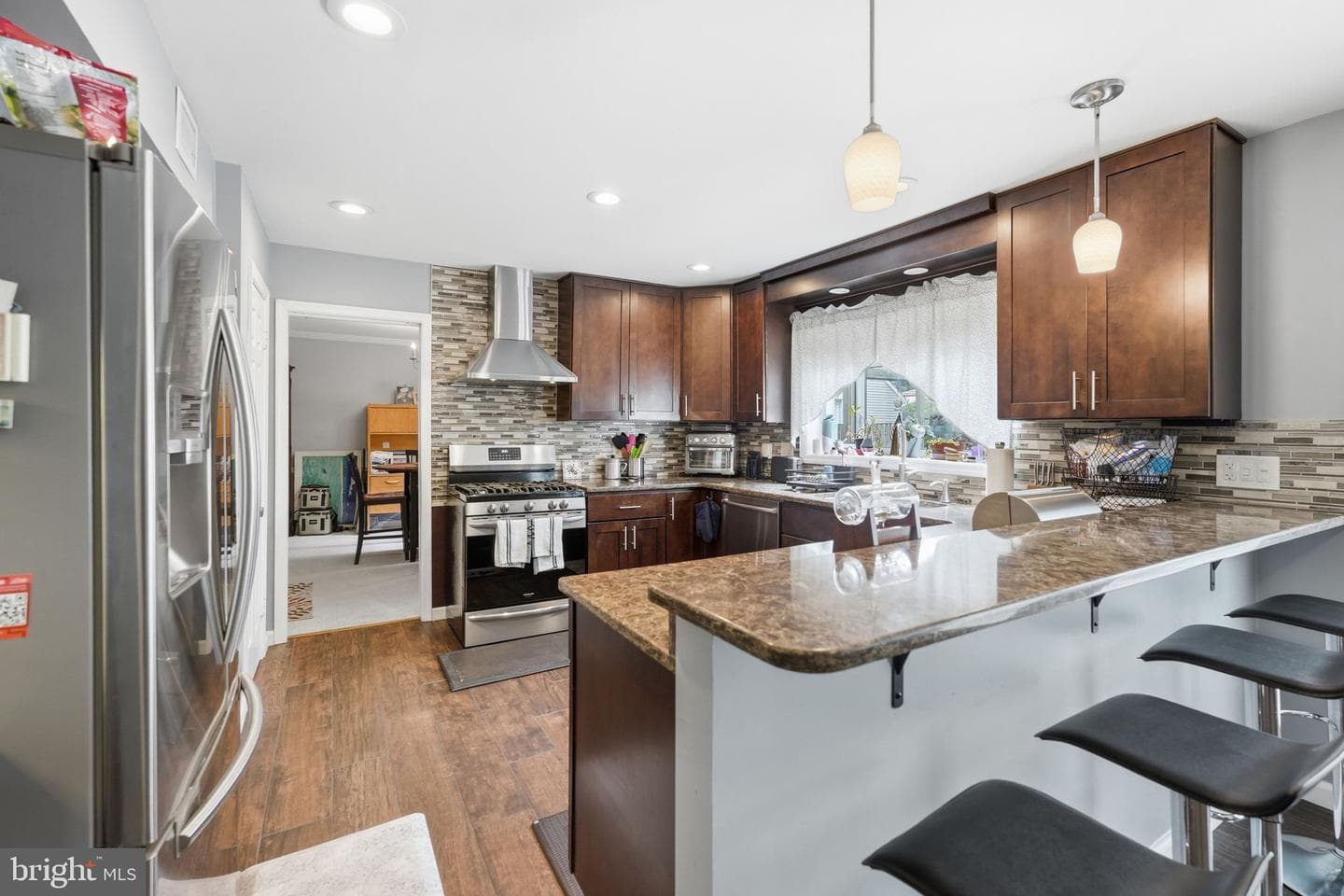 8878 Sweetbriar Street photo 13