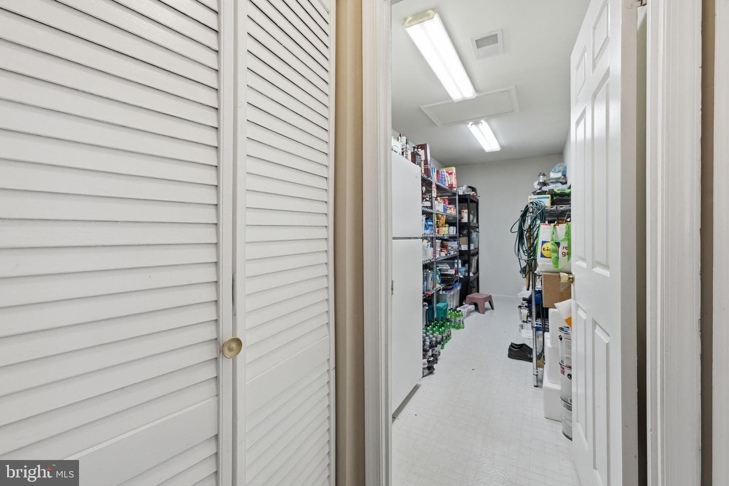 8878 Sweetbriar Street photo 21