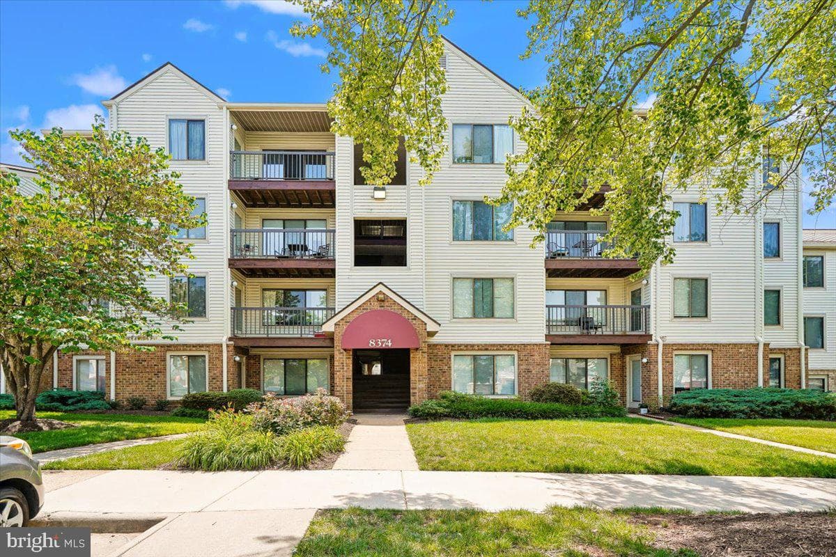 8374 Buttress Lane #103, Manassas