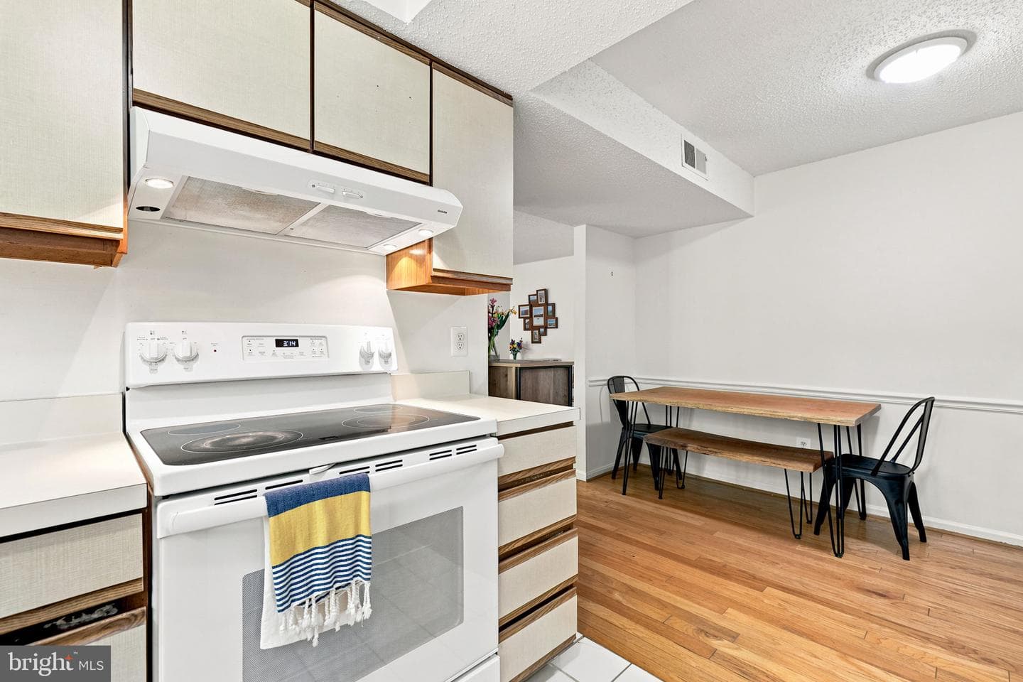 9220 Caspian Way #201 photo 13
