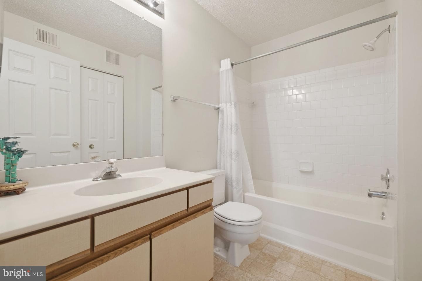 9220 Caspian Way #201 photo 19