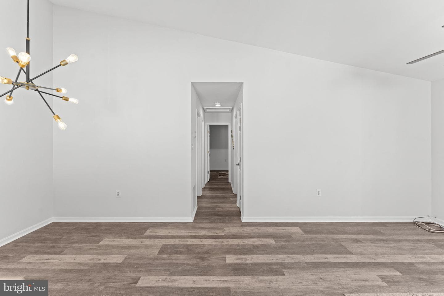 9462 Scarlet Oak Drive photo 24