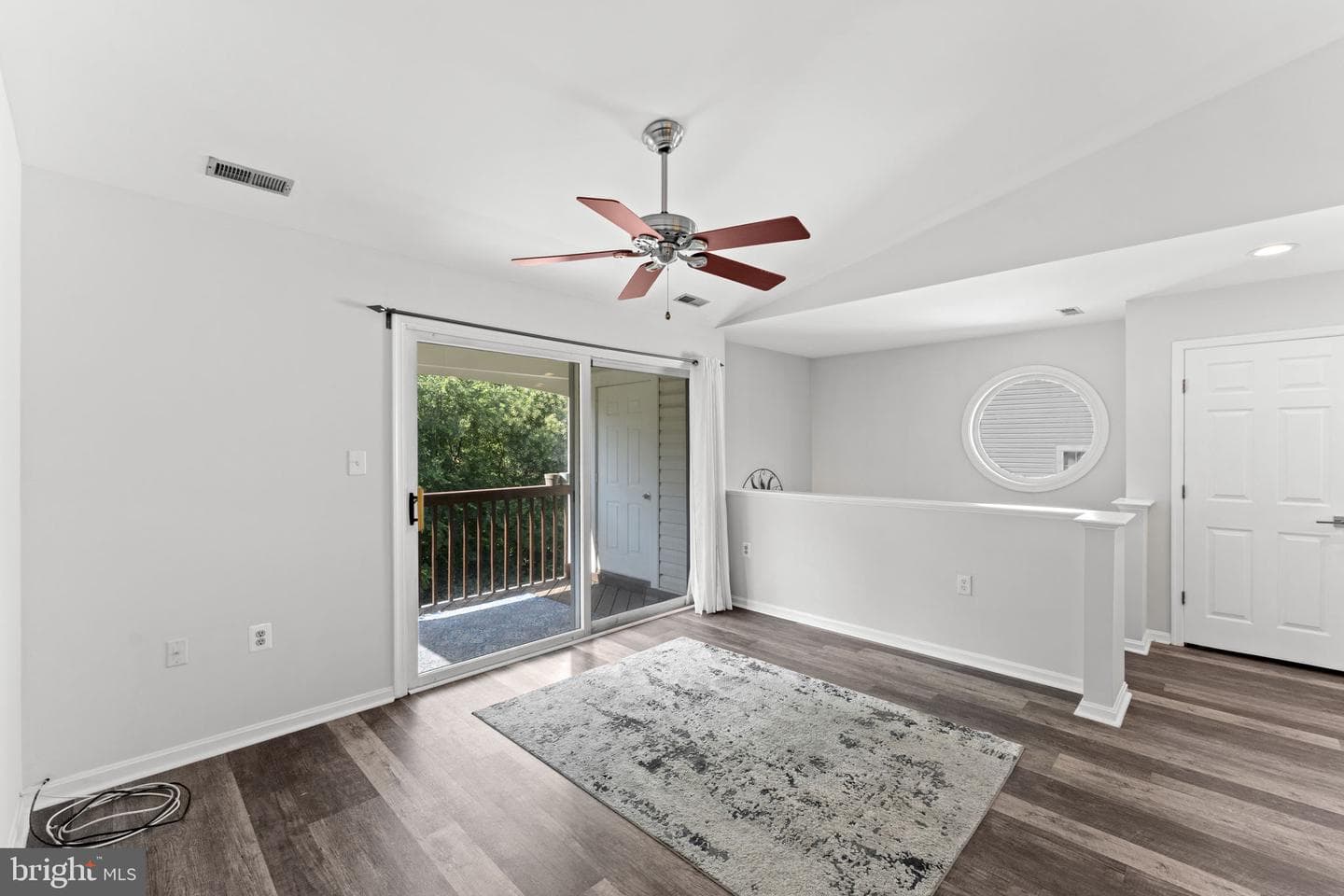 9462 Scarlet Oak Drive photo 34