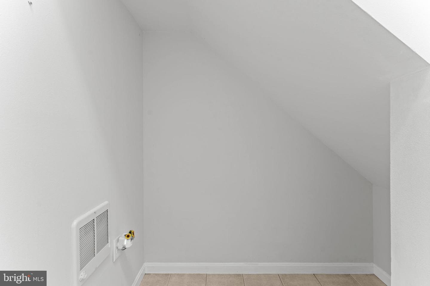 9462 Scarlet Oak Drive photo 9