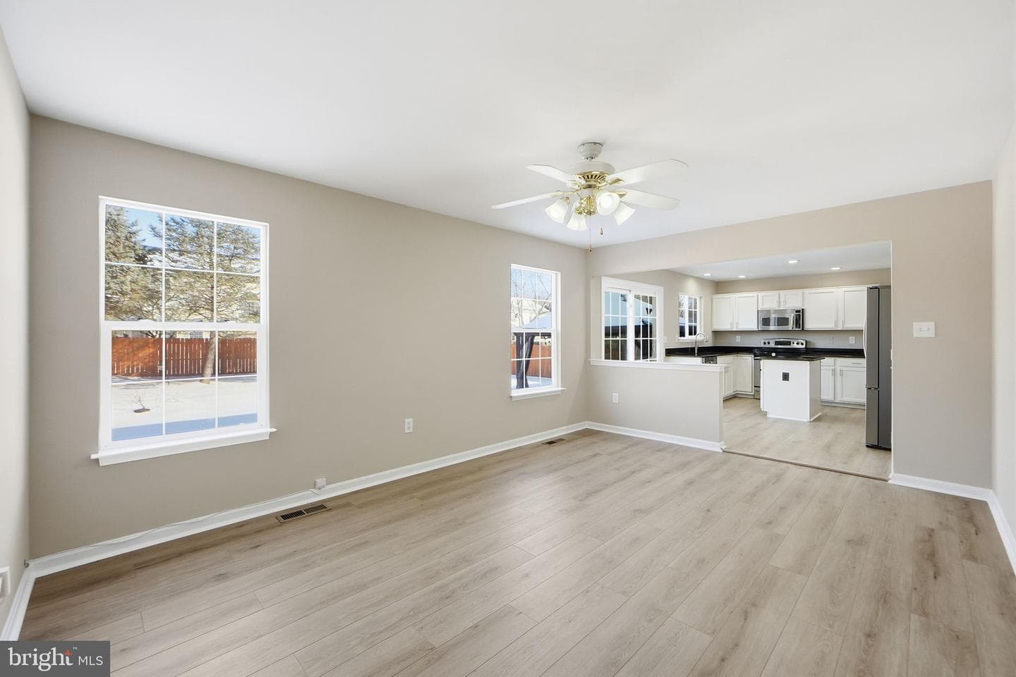 9231 Stephanie Street photo 24