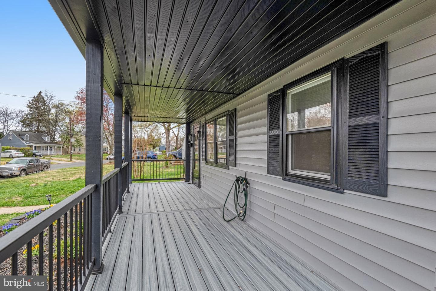 122 Scott Drive photo 5