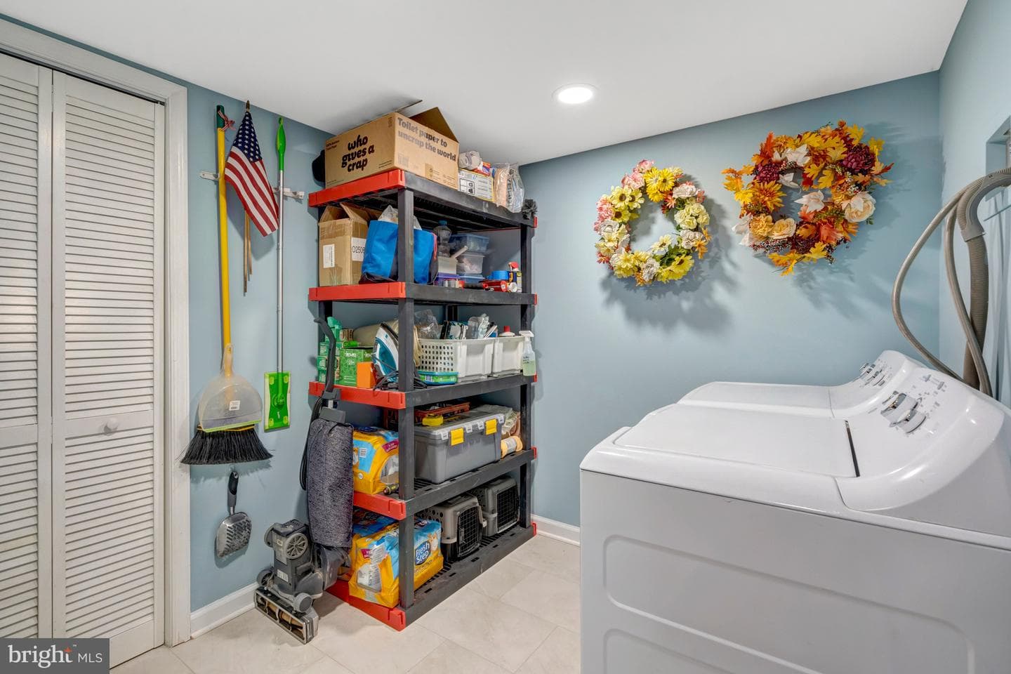 92 Meeker Court photo 25