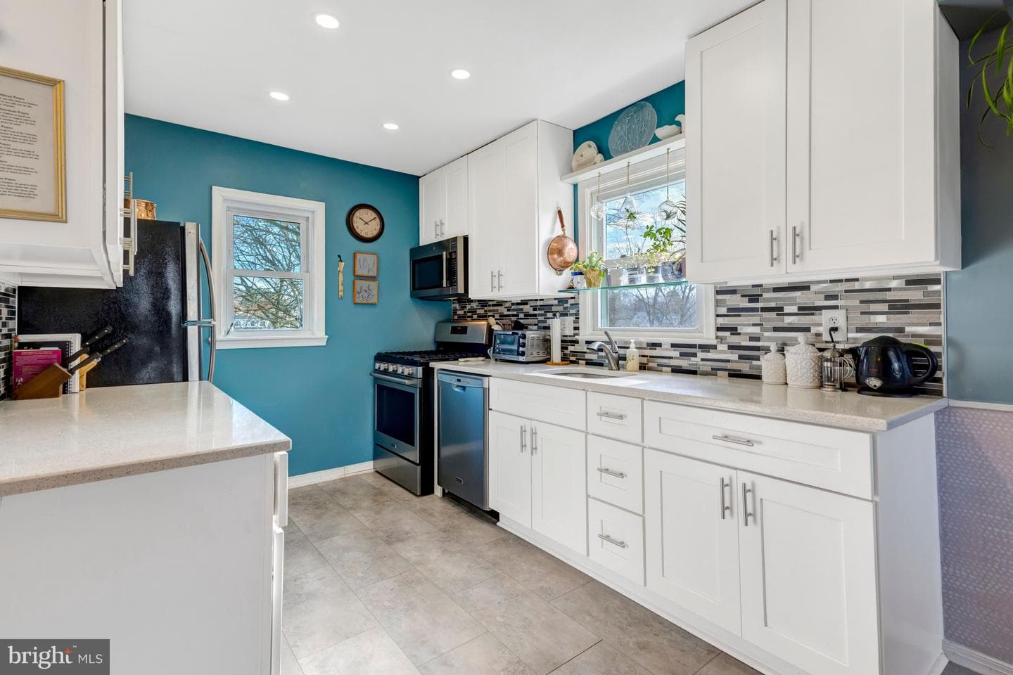 92 Meeker Court photo 6
