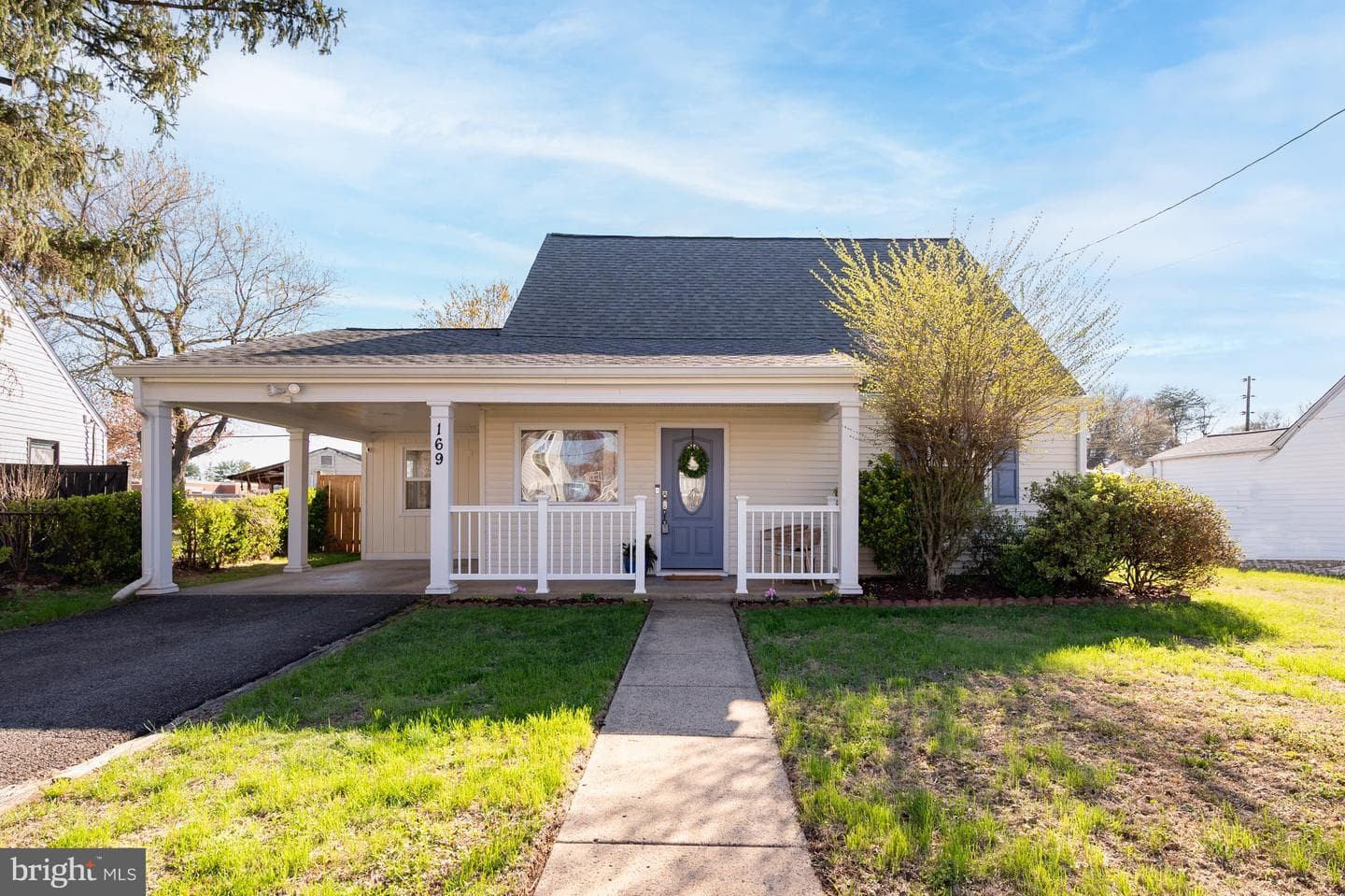 169 Scott Drive photo 2