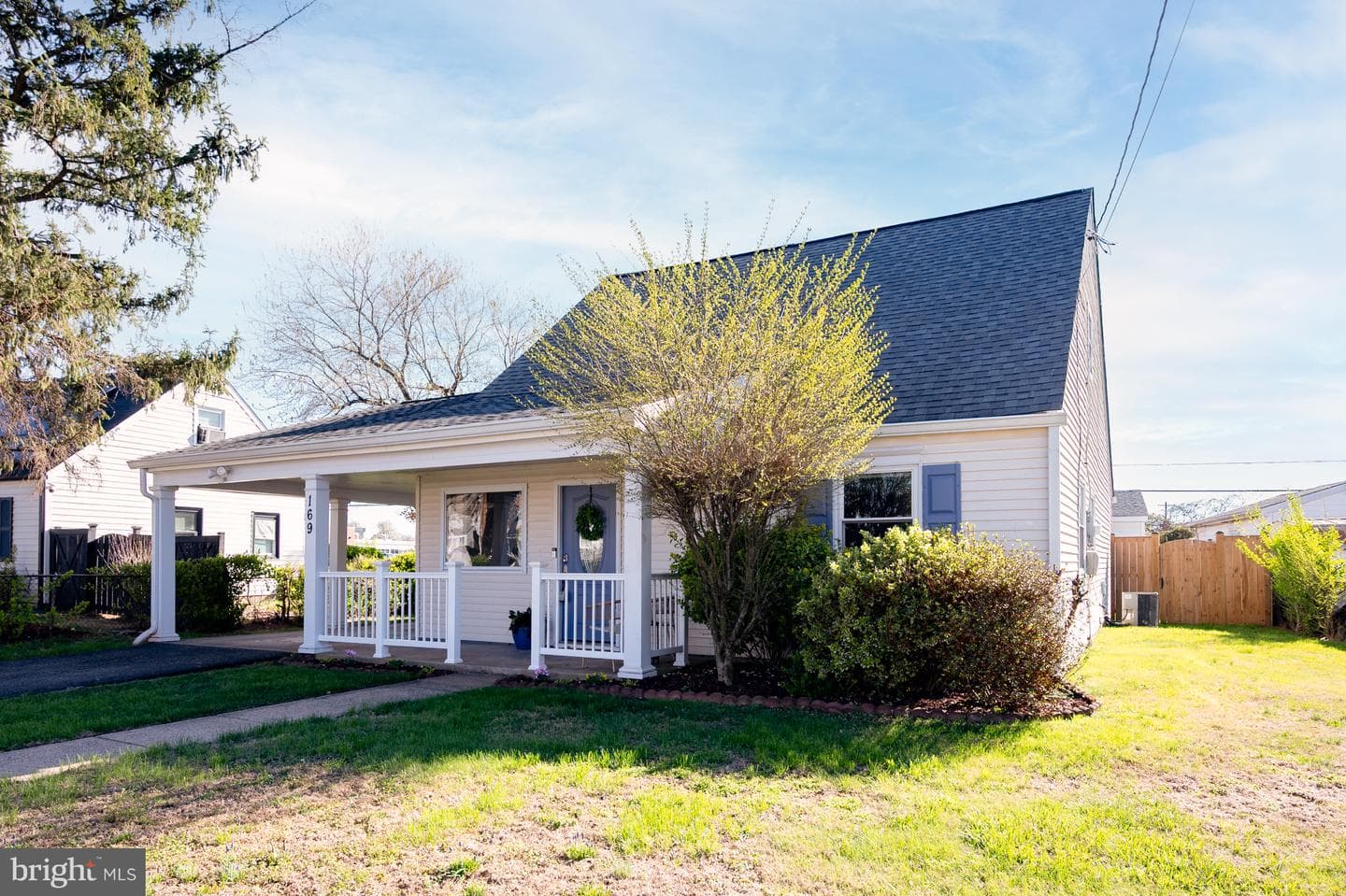 169 Scott Drive photo 3