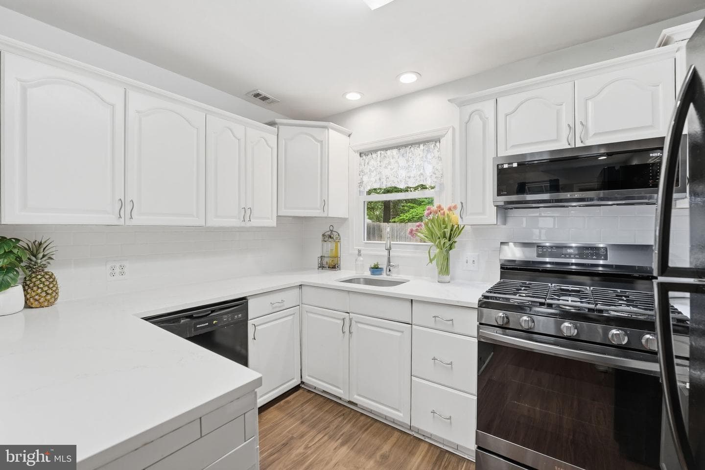 243 Kent Drive photo 10