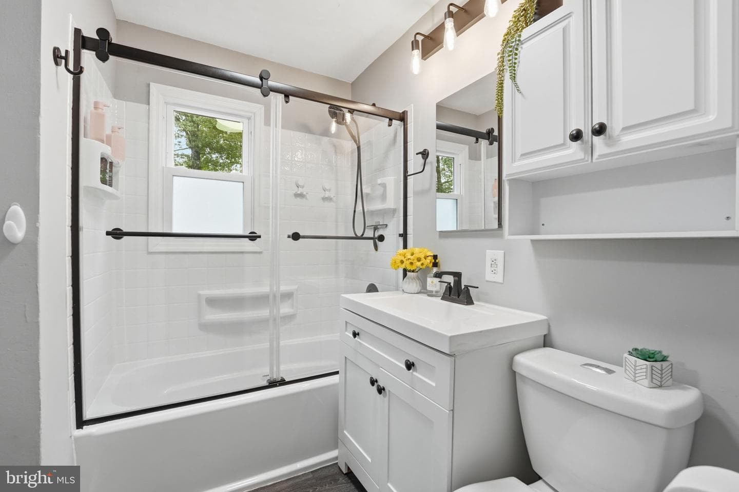 243 Kent Drive photo 16