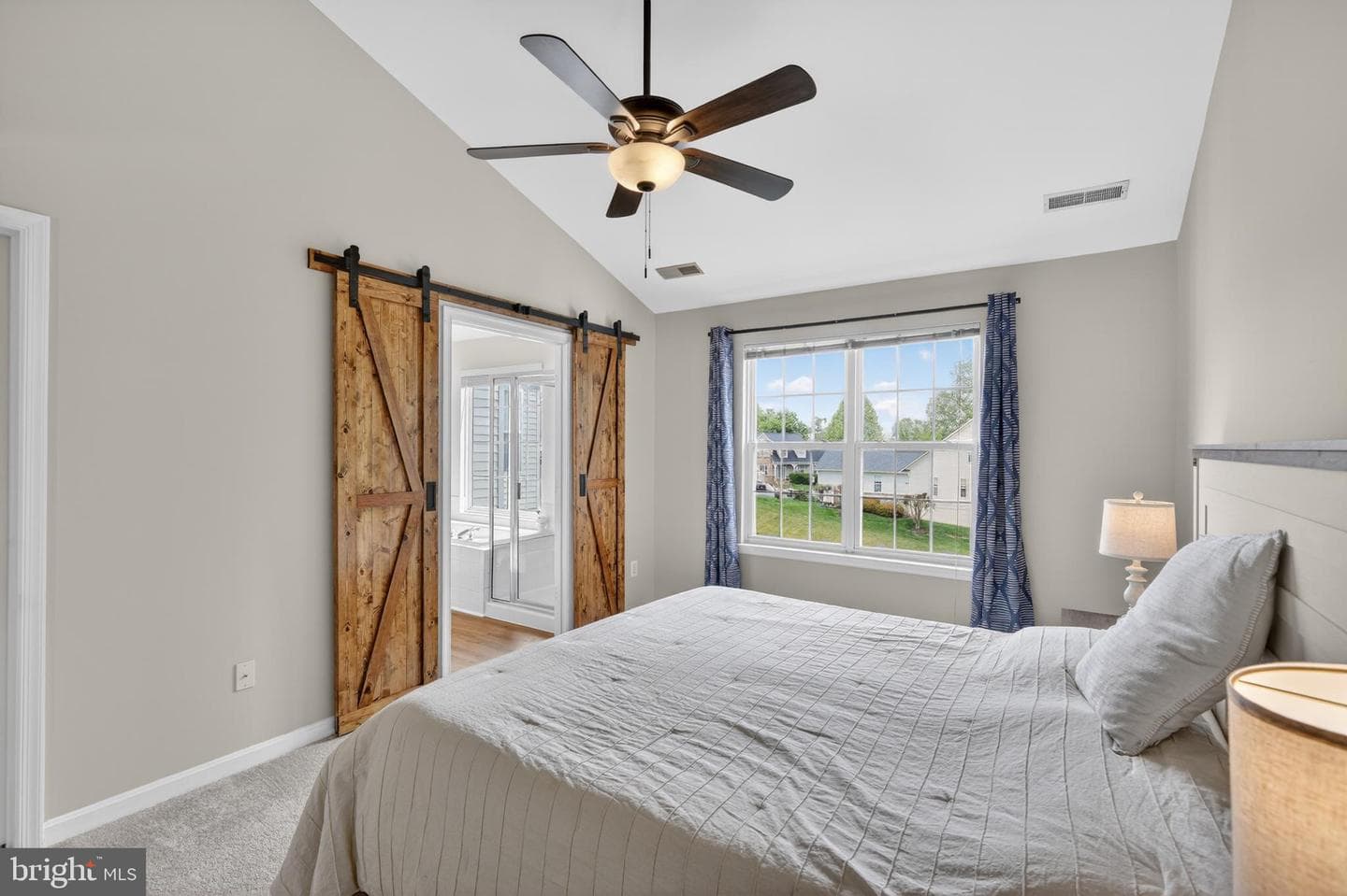 9438 Black Hawk Court photo 12