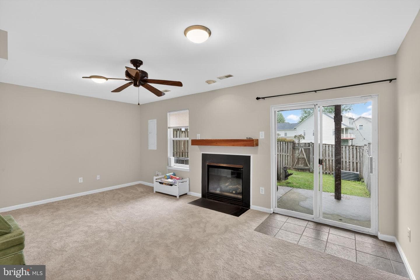 9438 Black Hawk Court photo 22