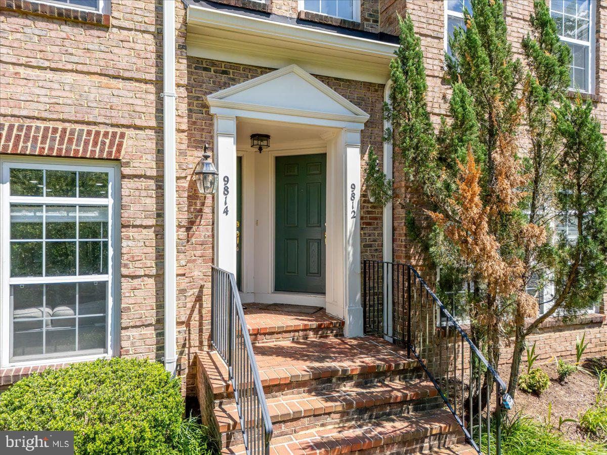 9812 Pickens Place, Manassas Park
