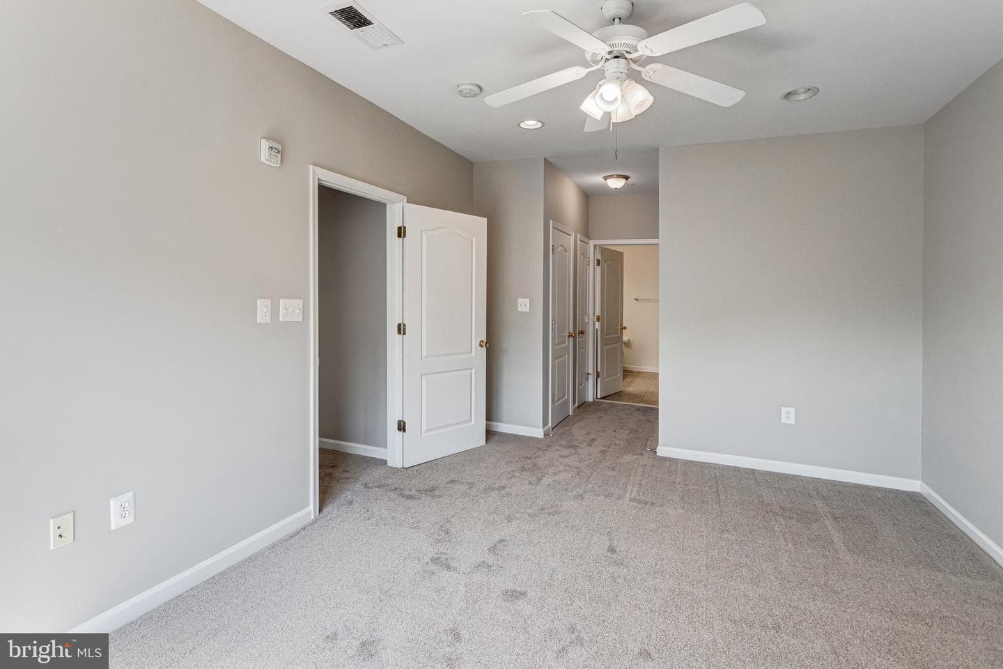 9722 Holmes Place #407 photo 16