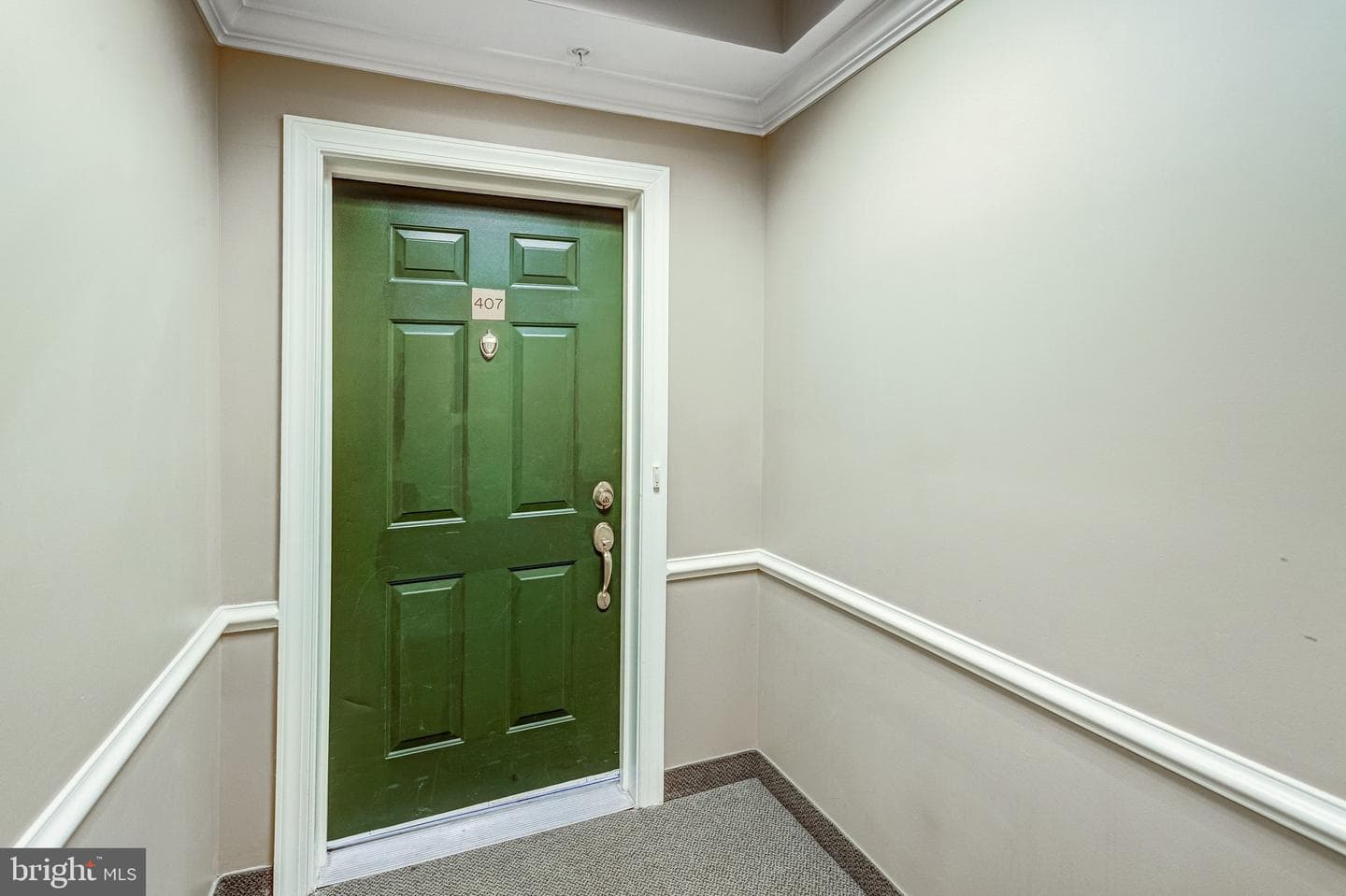 9722 Holmes Place #407 photo 4
