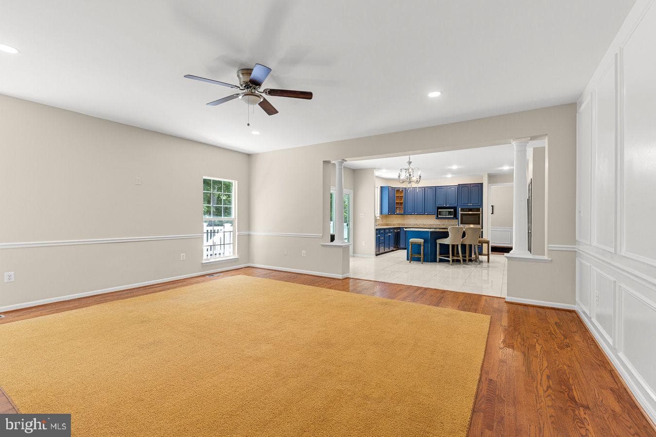 9201 Golf Court photo 23