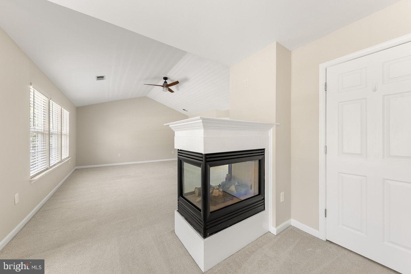 9201 Golf Court photo 51