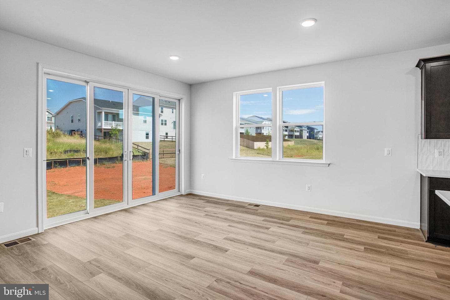 527 Aster Lane photo 11