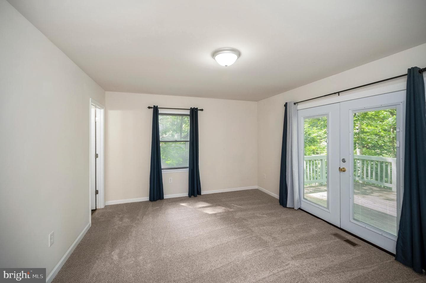 106 Cumberland Circle photo 18