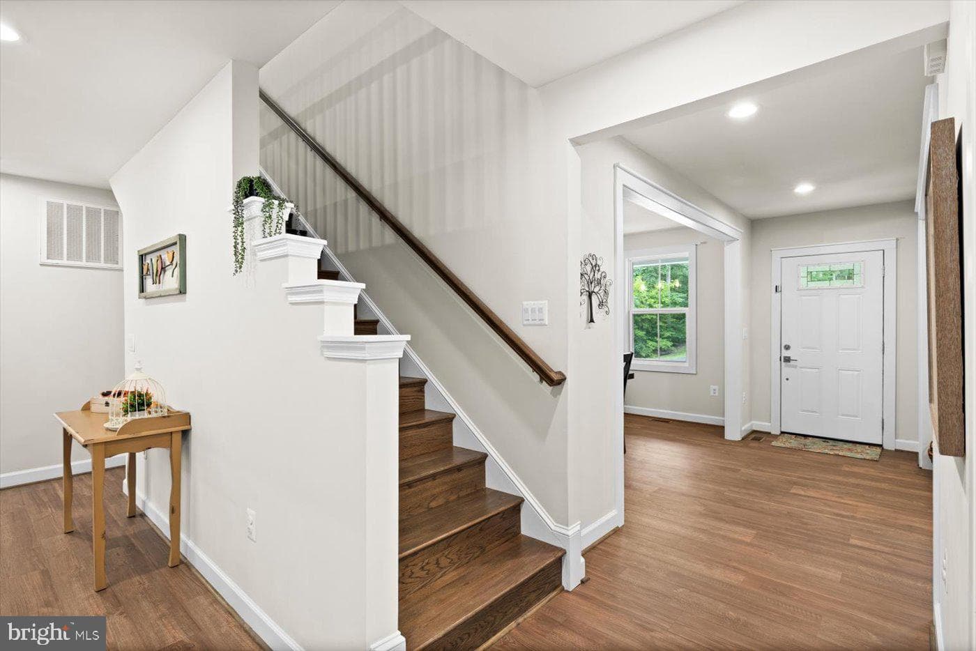 537 Monticello Circle photo 34