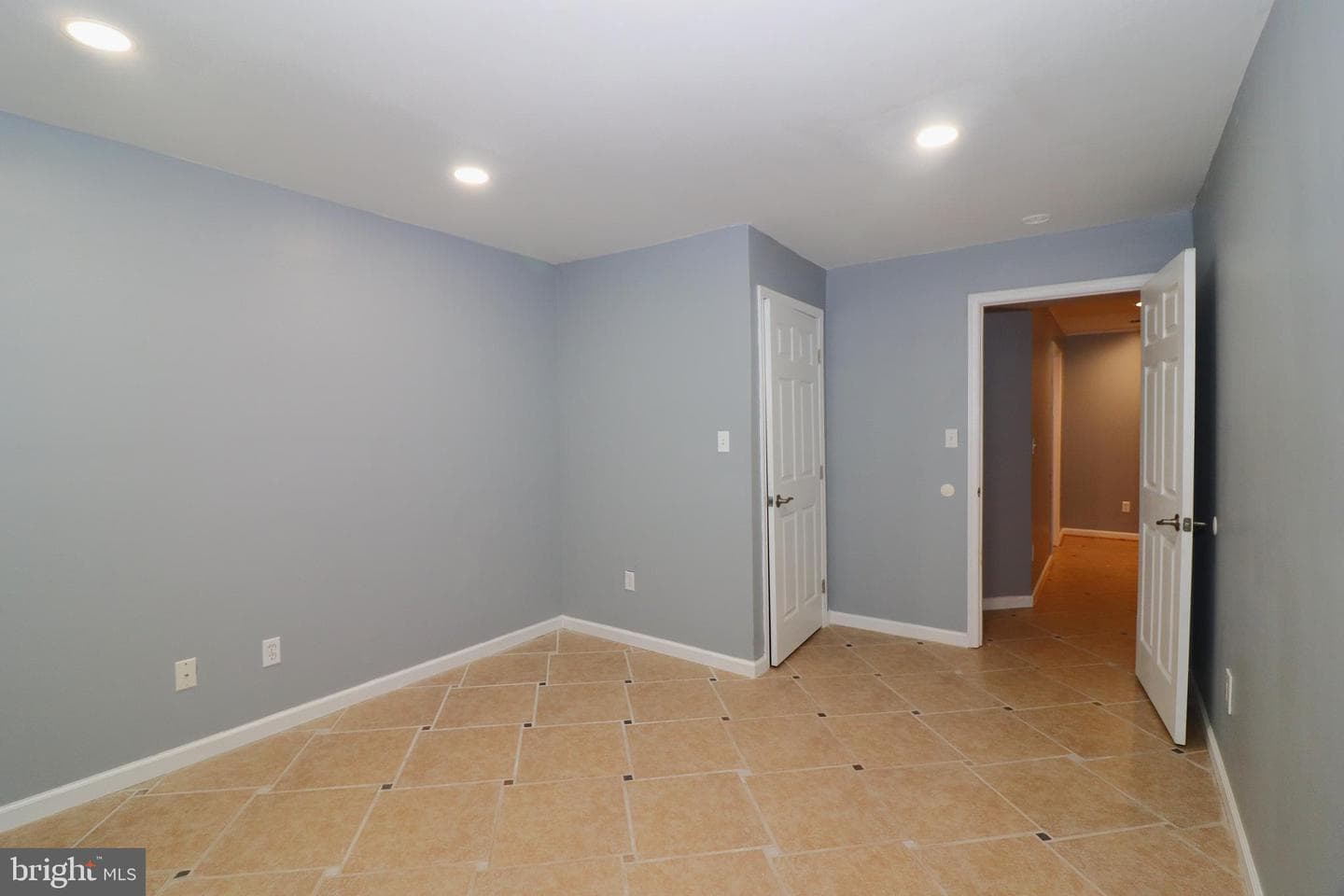 1111 Eastover Parkway photo 41