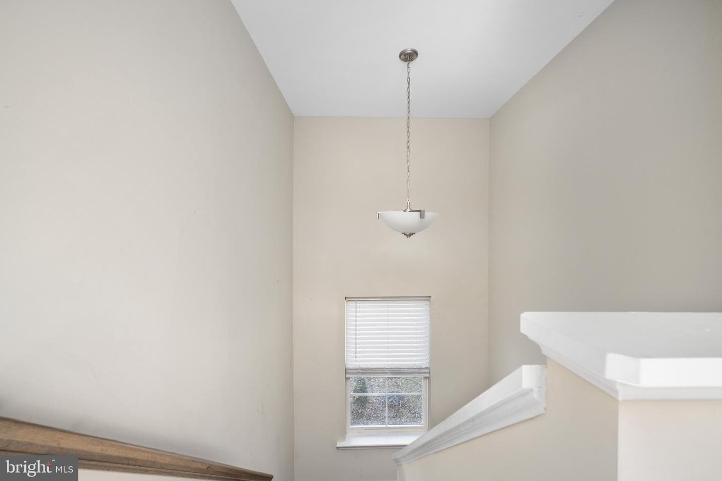 1002 Lakeview Parkway photo 12