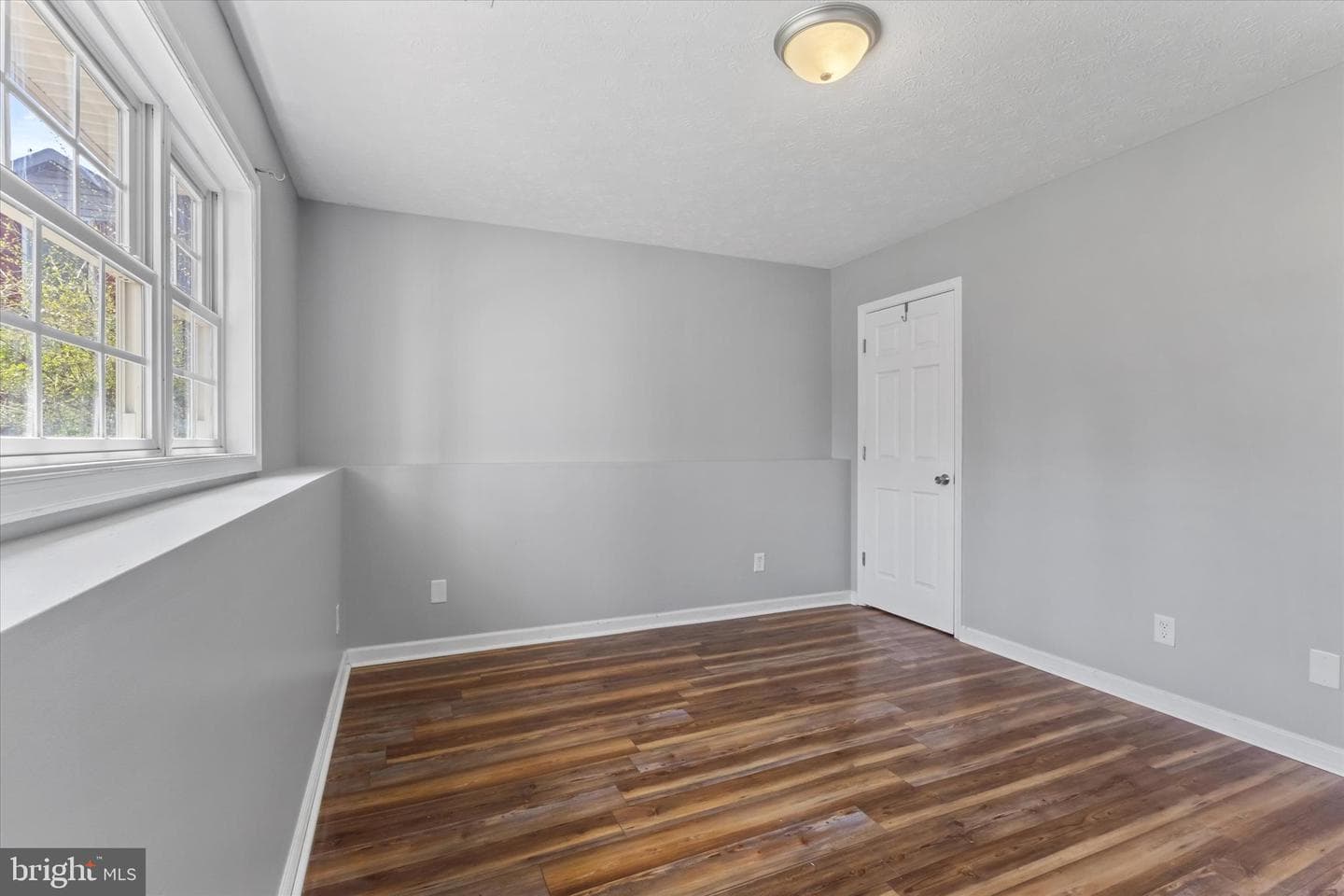 104 Carlyle Court photo 40