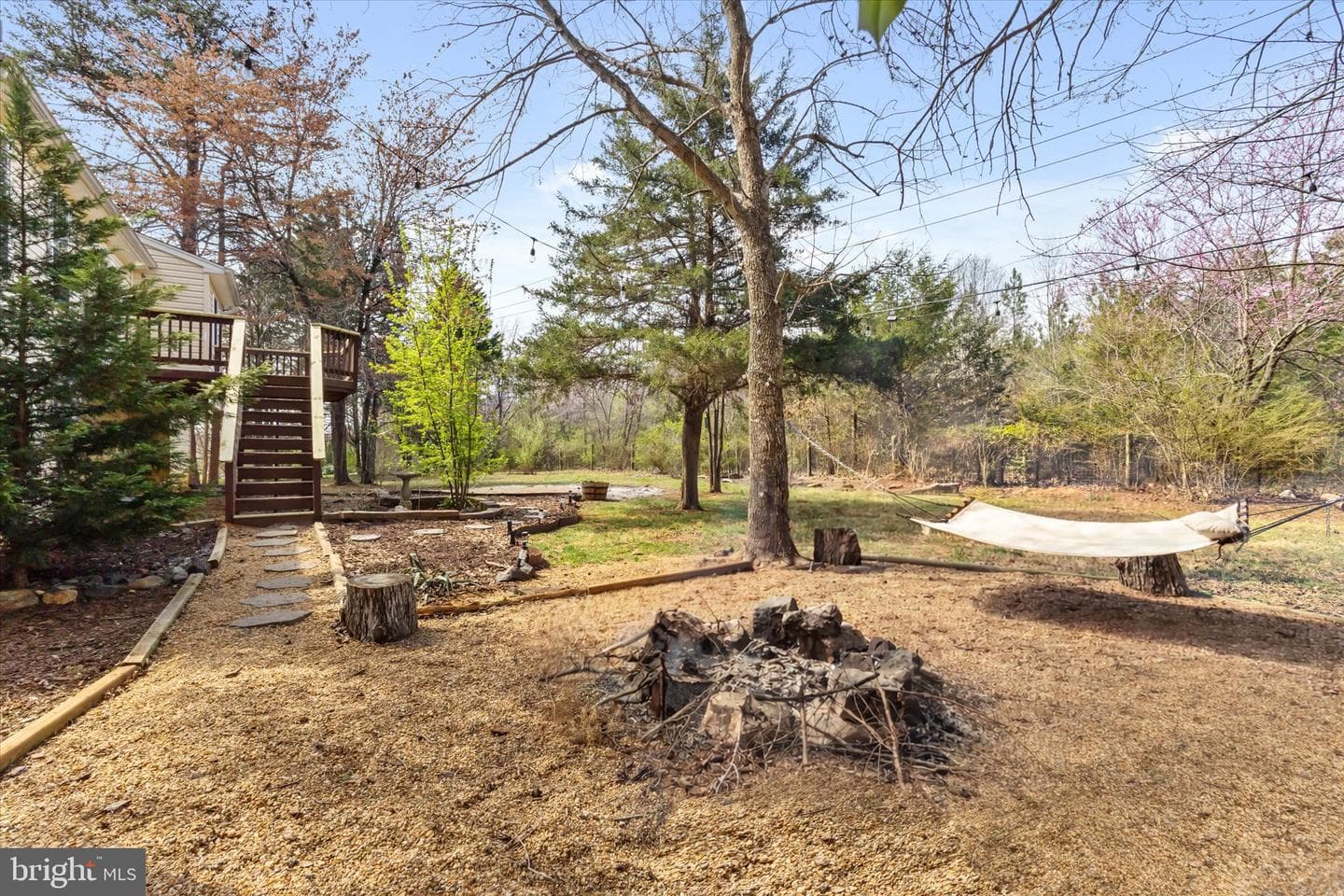 104 Carlyle Court photo 43