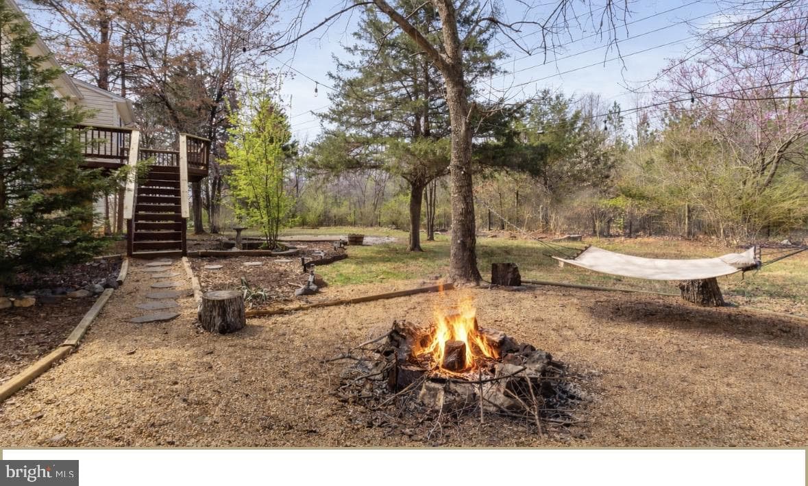 104 Carlyle Court photo 47
