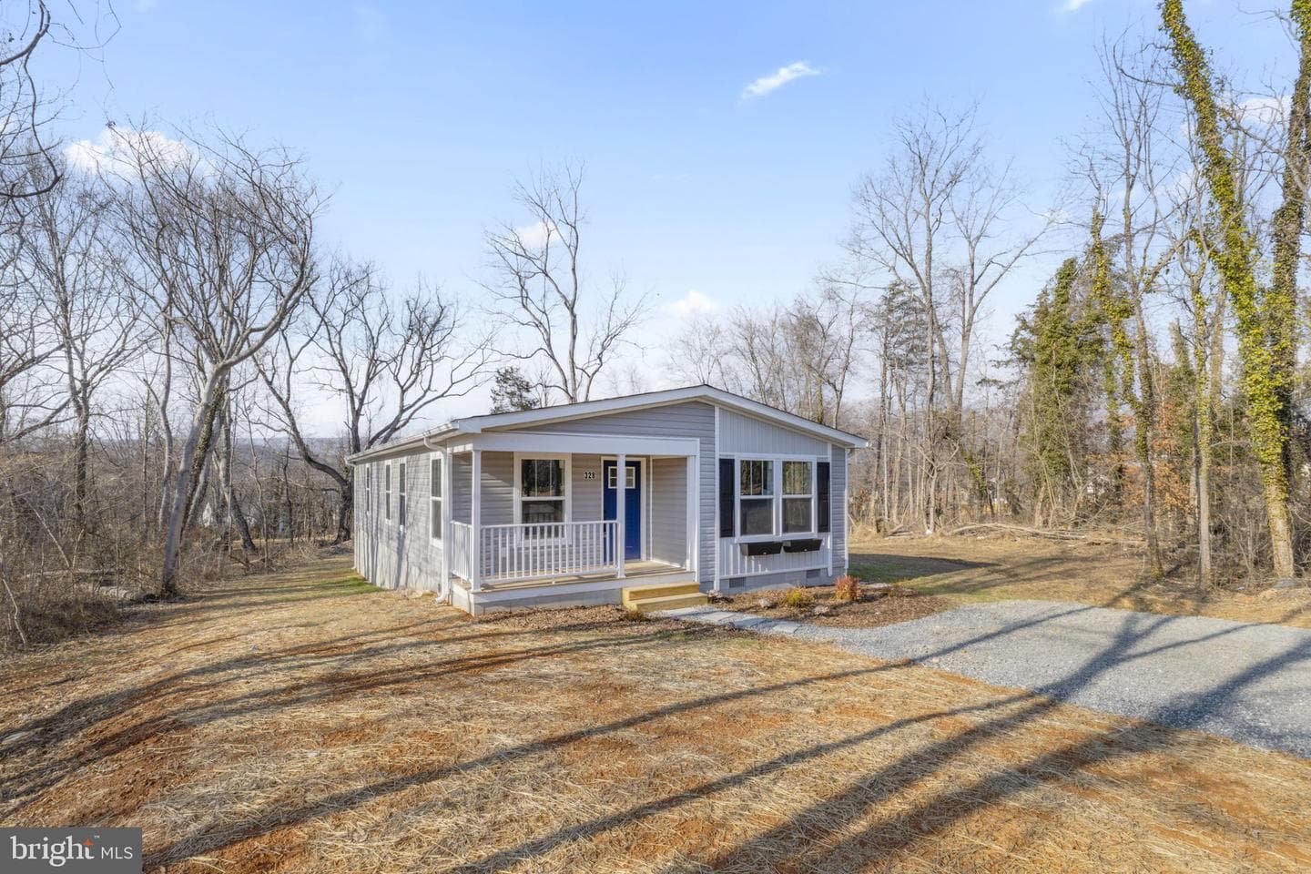 328 East Street photo 5