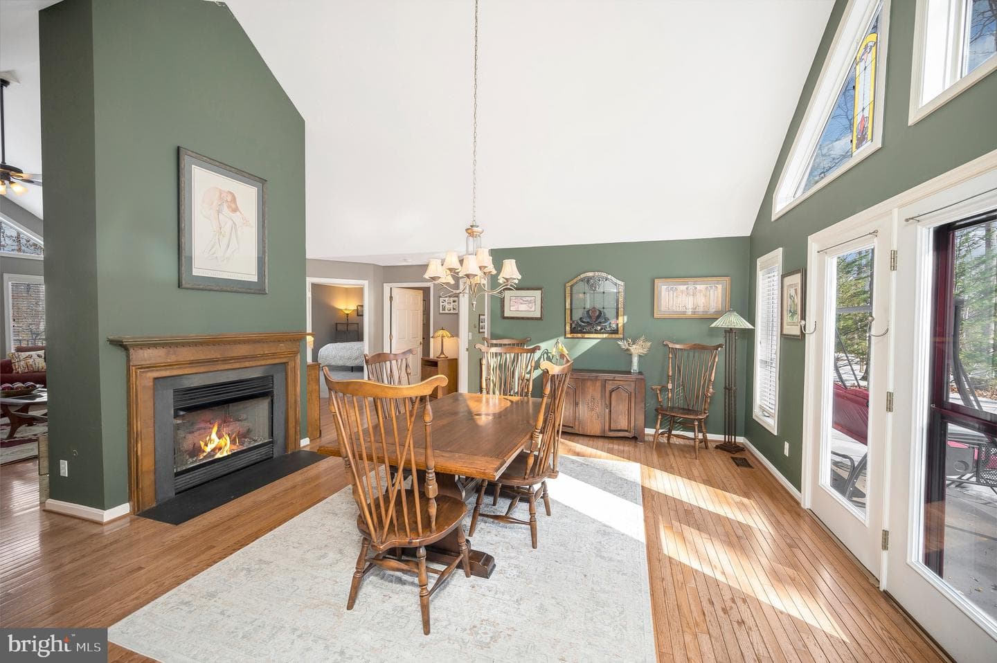 119 Washington Street photo 8