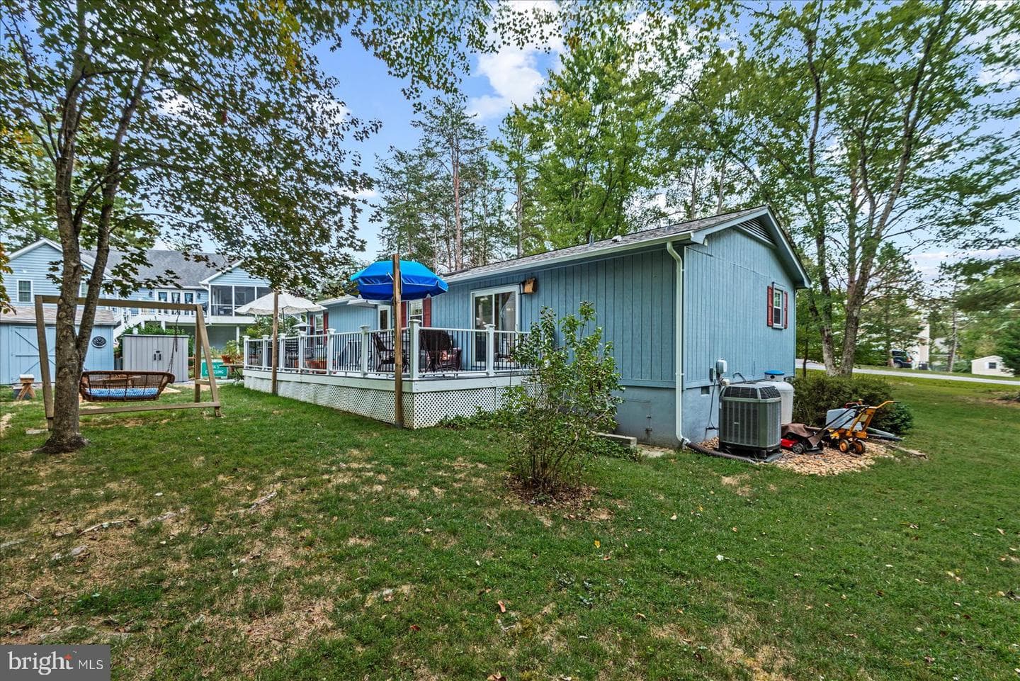 604 Stratford Circle photo 32