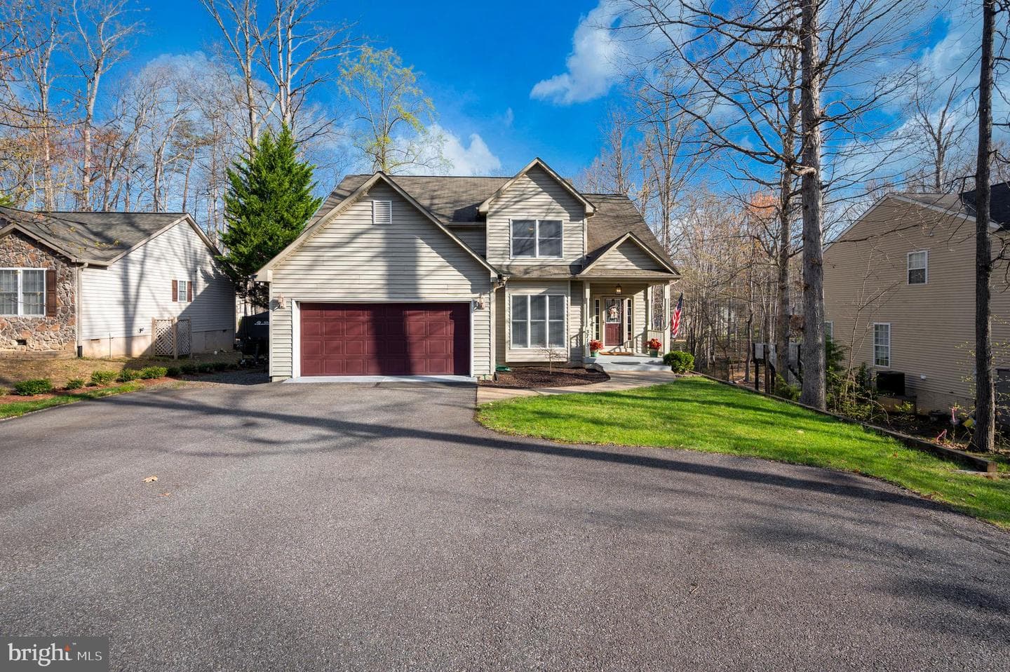 3715 Lakeview Parkway photo 2