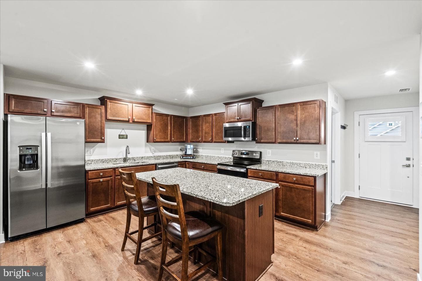 35150 Daisy Way photo 9