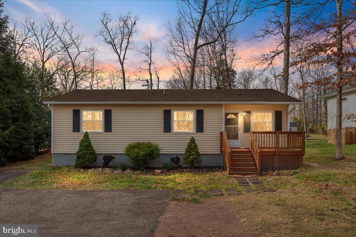 904 Lakeview Parkway, Locust Grove