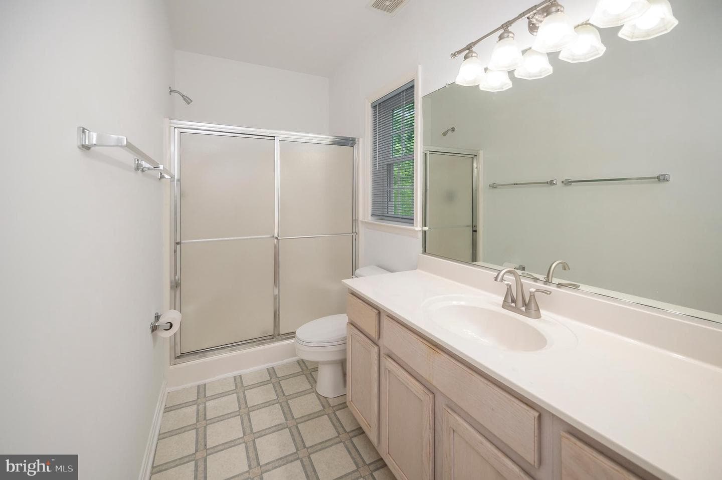 1115 Eastover Parkway photo 62