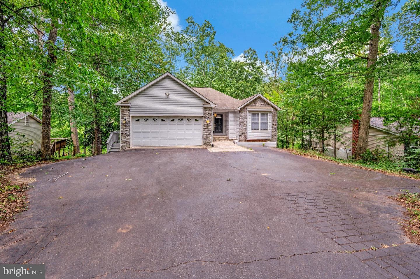 1115 Eastover Parkway photo 76